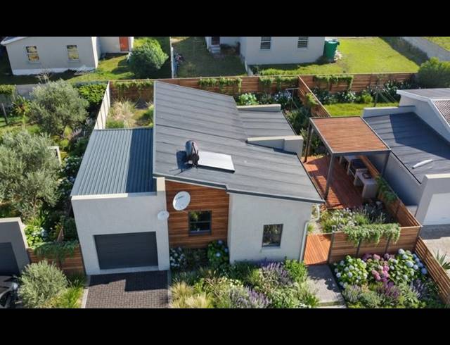 3 BEDROOM HOUSE FOR SALE IN GANSBAAI CENTRAL